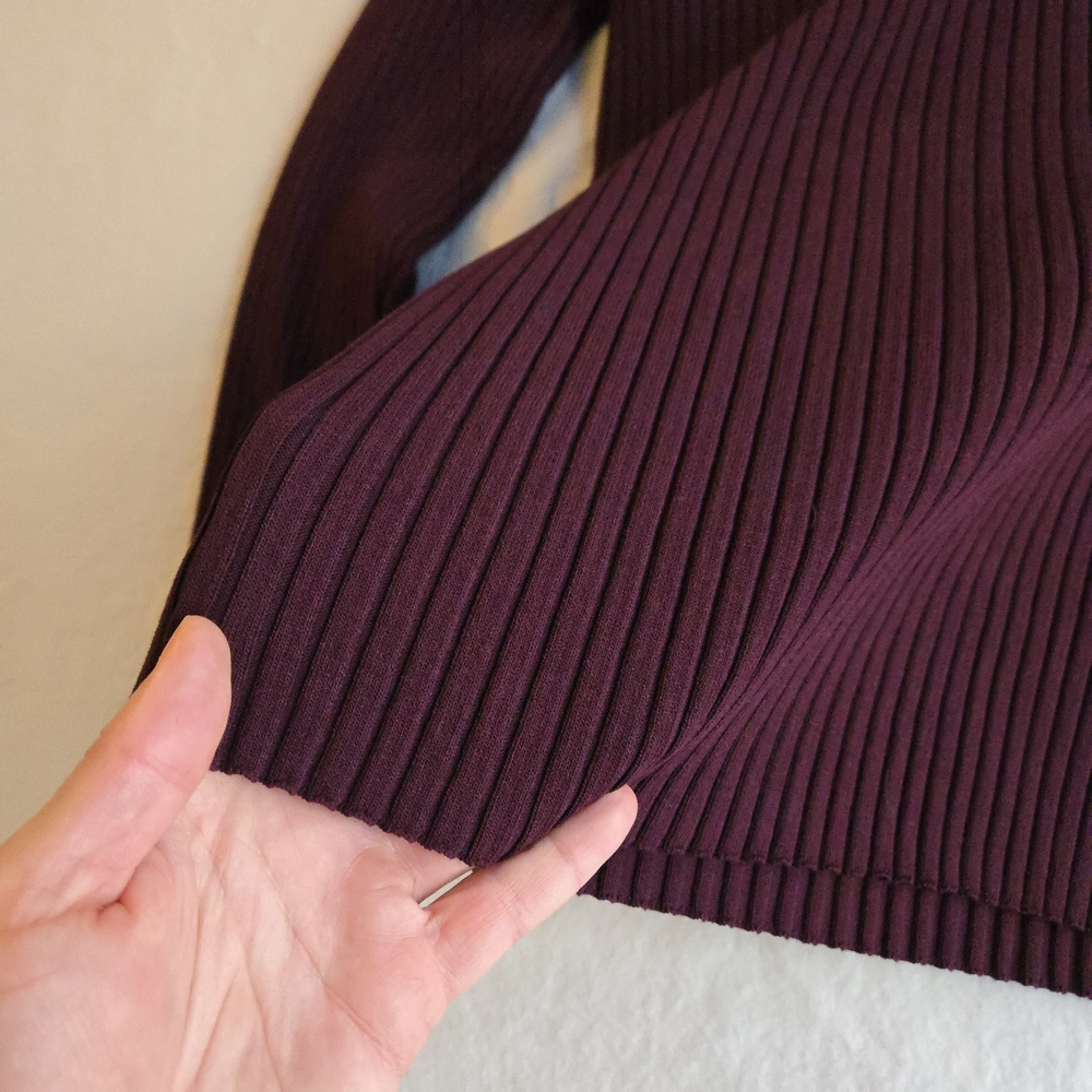 CALVIN KLEIN Long Sleeve Ribbed Keyhole Sweater Port Burgundy MI3 - Picture 10 of 10